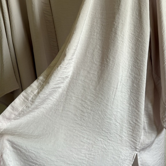 Women’s Divided L Rose Cardigan - Like brand new! - Picture 7 of 10